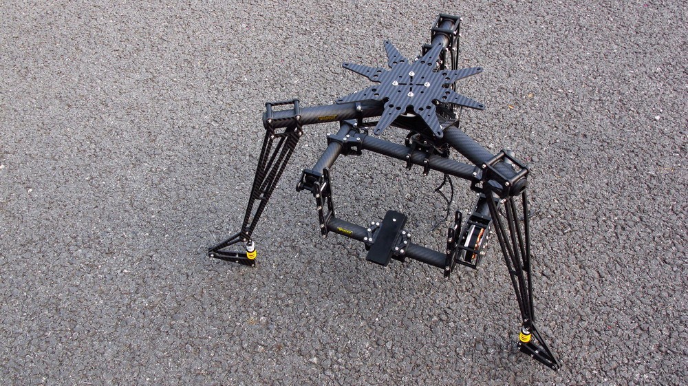 CINESTAR 3 Axis Brushless GIMBAL system LANDING GEAR CINESTAR 3 Axis Brushless GIMBAL system LANDING GEAR